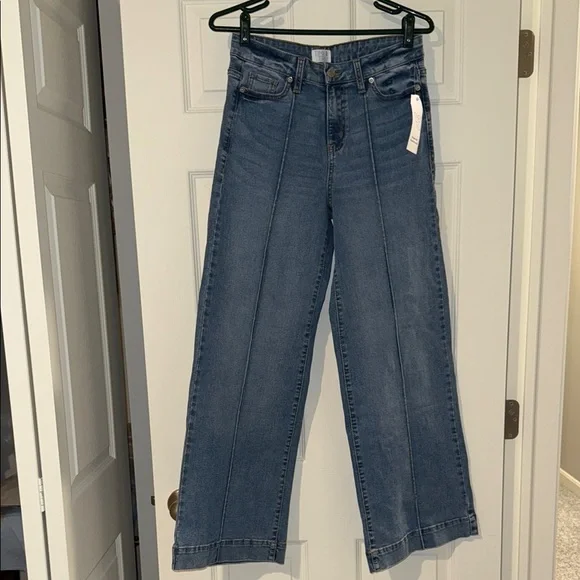 Time and Tru Blue Flare Wide Leg Jeans - Picture 1 of 7